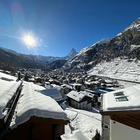 Modern Self-catering With Matterhorn Views 采尔马特