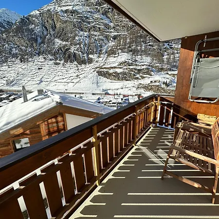 Modern Self-catering With Matterhorn Views 采尔马特