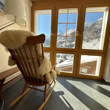 Modern Self-catering With Matterhorn Views 아파트 *
